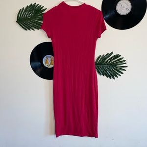 Cute hot pink popular 21 dress in size medium.